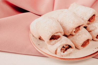 Koyu çikolata parçaları ile tanımlama