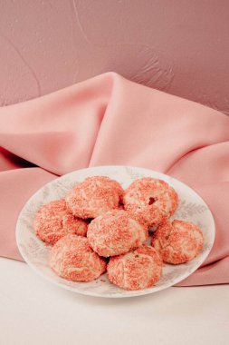 Koyu çikolata parçaları ile tanımlama