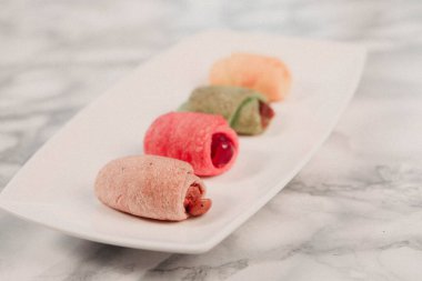 Koyu çikolata parçaları ile tanımlama