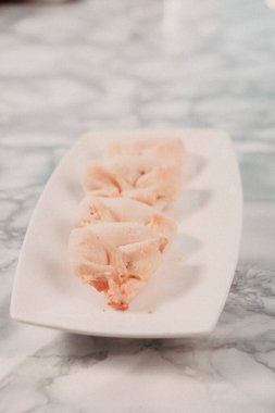 Koyu çikolata parçaları ile tanımlama