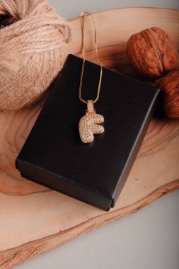 Mücevher ve Moda Mücevherleri