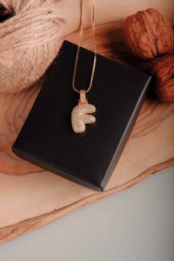 Mücevher ve Moda Mücevherleri