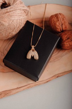 Mücevher ve Moda Mücevherleri