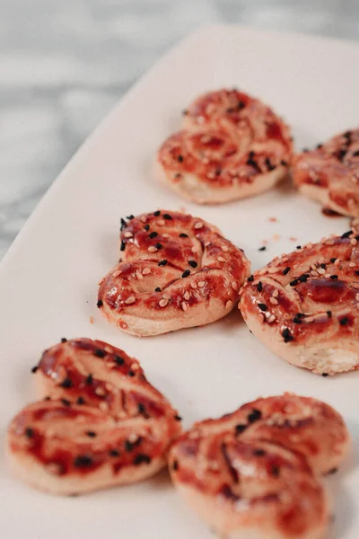 Koyu çikolata parçaları ile tanımlama