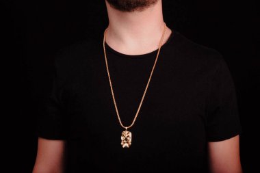 Mücevher ve Moda Mücevherleri