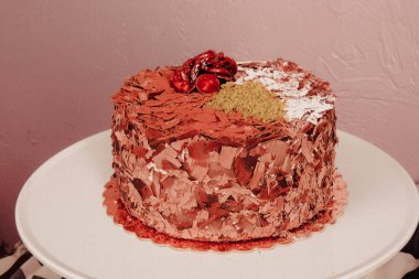 Masada lezzetli bir pasta var.