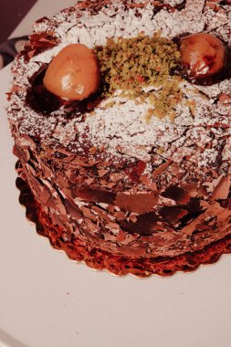 Masada lezzetli bir pasta var.