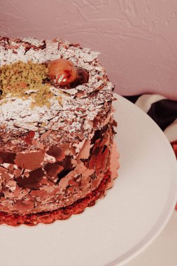 Masada lezzetli bir pasta var.