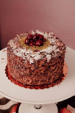 Masada lezzetli bir pasta var.