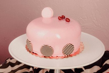 Masada lezzetli bir pasta var.