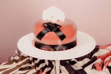 Masada lezzetli bir pasta var.