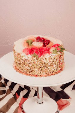 Masada lezzetli bir pasta var.