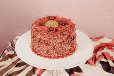 Masada lezzetli bir pasta var.