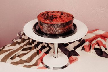 Masada lezzetli bir pasta var.