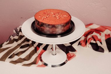 Masada lezzetli bir pasta var.