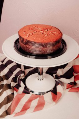 Masada lezzetli bir pasta var.