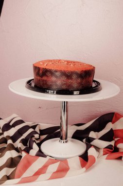 Masada lezzetli bir pasta var.