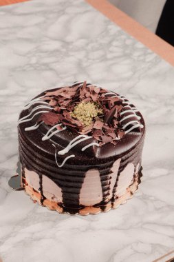 Masada lezzetli bir pasta var.