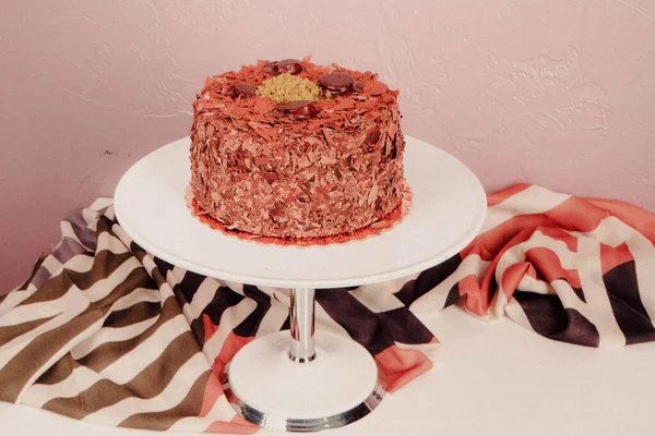 Masada lezzetli bir pasta var.