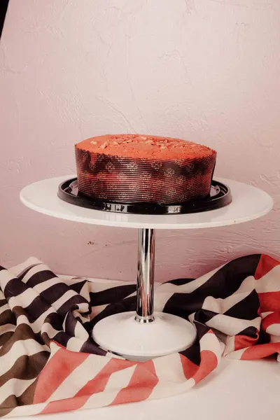 Masada lezzetli bir pasta var.