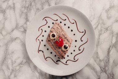 Masada lezzetli bir pasta var.