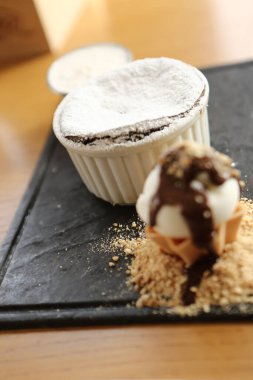 dondurma çikolatalı sufle