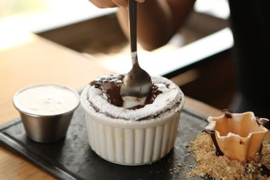 dondurma çikolatalı sufle