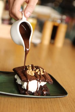 dondurma çikolatalı sufle