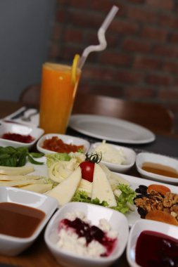 zengin ve leziz Türk Kahvaltı