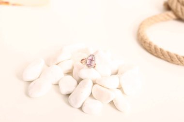 Elmas Mücevherler ve Moda Mücevherleri