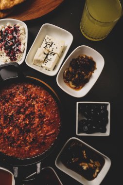 zengin ve leziz Türk Kahvaltı