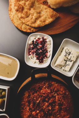 zengin ve leziz Türk Kahvaltı