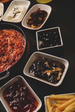 zengin ve leziz Türk Kahvaltı