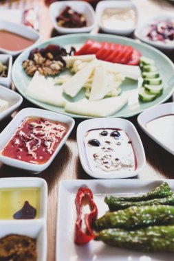 zengin ve leziz Türk Kahvaltı