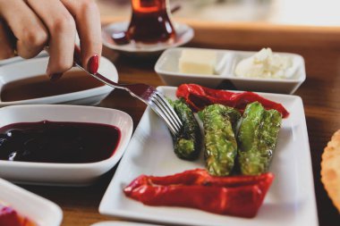 zengin ve leziz Türk Kahvaltı