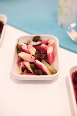 Geleneksel Türk ve Yunan yemek meze masası