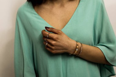 Elmas Mücevherler ve Moda Mücevherleri