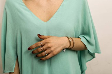 Elmas Mücevherler ve Moda Mücevherleri