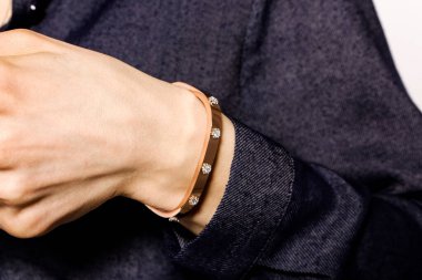 Elmas Mücevherler ve Moda Mücevherleri