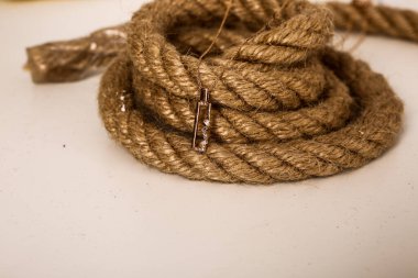 Elmas Mücevherler ve Moda Mücevherleri