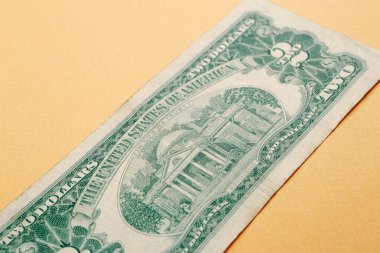 Bir sürü nakit bize dolar