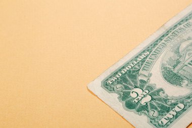 Bir sürü nakit bize dolar