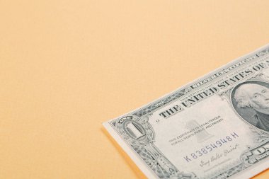 Bir sürü nakit bize dolar