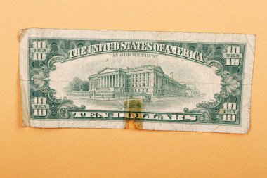 Bir sürü nakit bize dolar