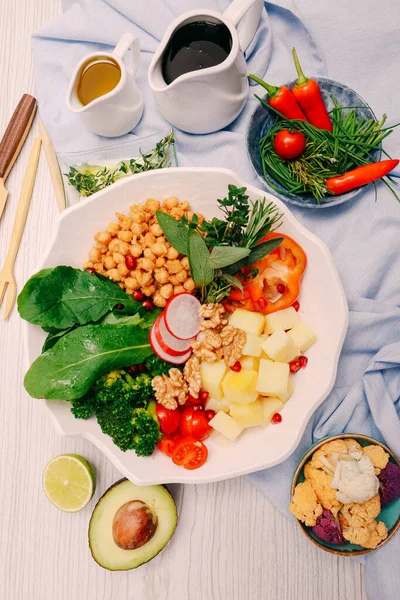 Prato Salada Fresca Com Verduras Misturadas — Fotografia de Stock