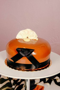 Masada lezzetli bir pasta var.