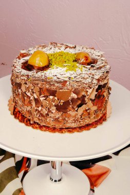 Masada lezzetli bir pasta var.