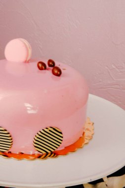 Masada lezzetli bir pasta var.