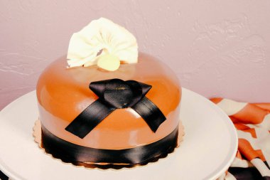 Masada lezzetli bir pasta var.