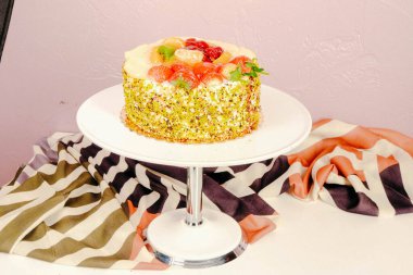 Masada lezzetli bir pasta var.